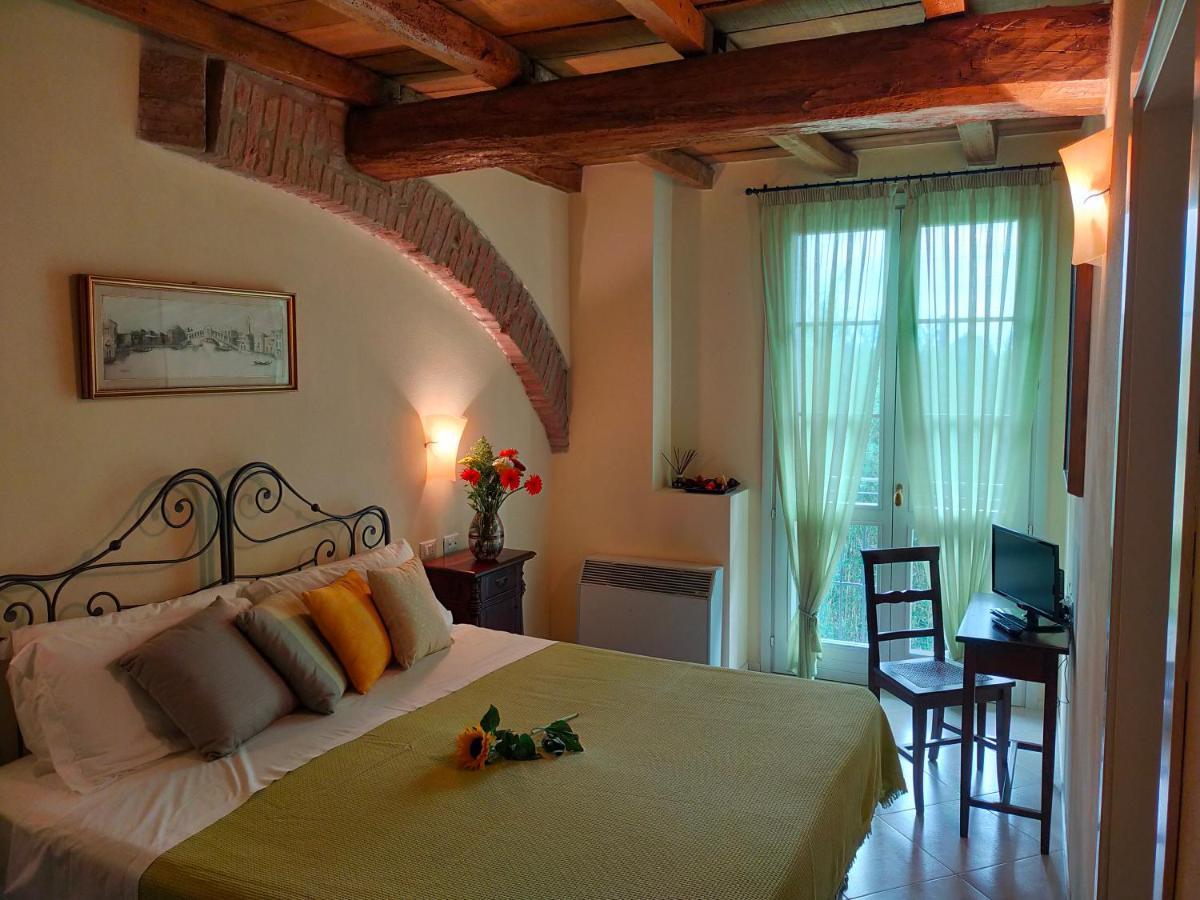 Agriturismo Fattoria Corte Roeli Malalbergo Exteriör bild